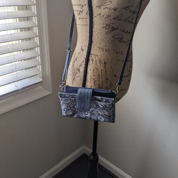 The Sak wallet/purse - Picture 2 of 5